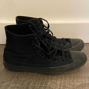 Black high top converse